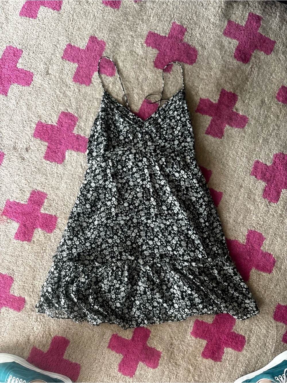 Abercrombie & Fitch Black and White Floral Slip Dress